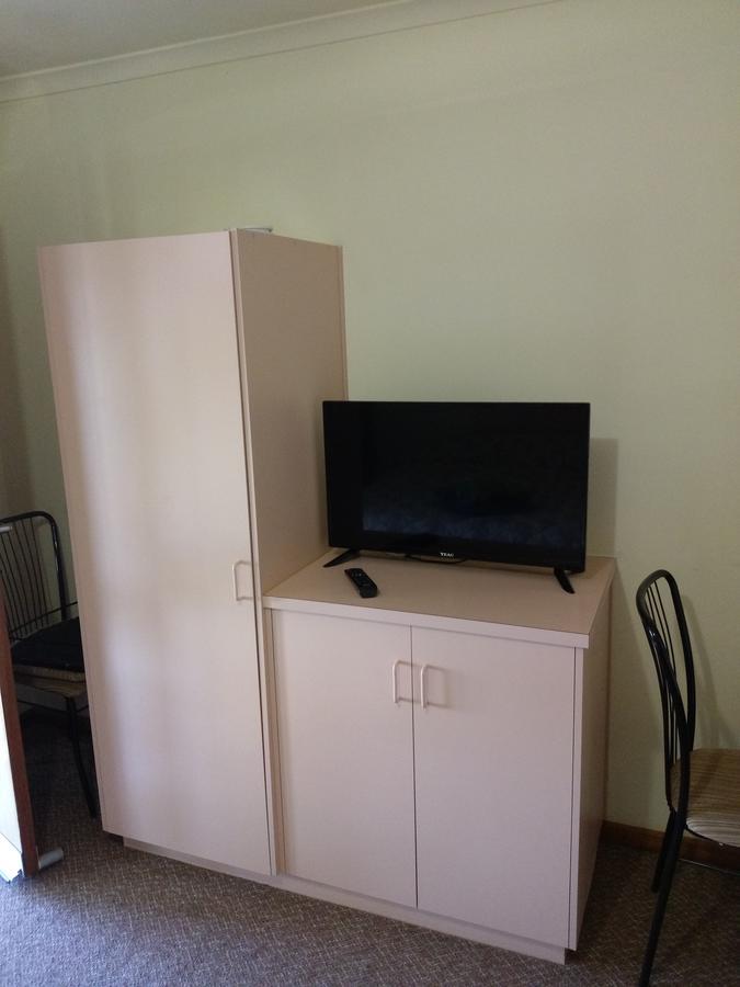 Milang Lakes Motel Екстер'єр фото